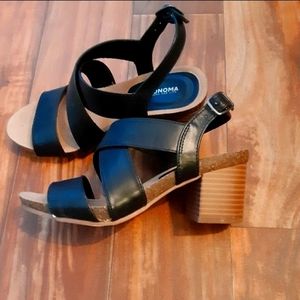 Sonoma heels.  Size 6